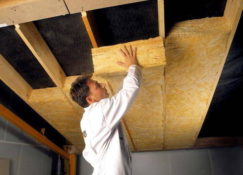 Как сделать и утеплить потолок в каркасном доме с уютом. | karkasnydom