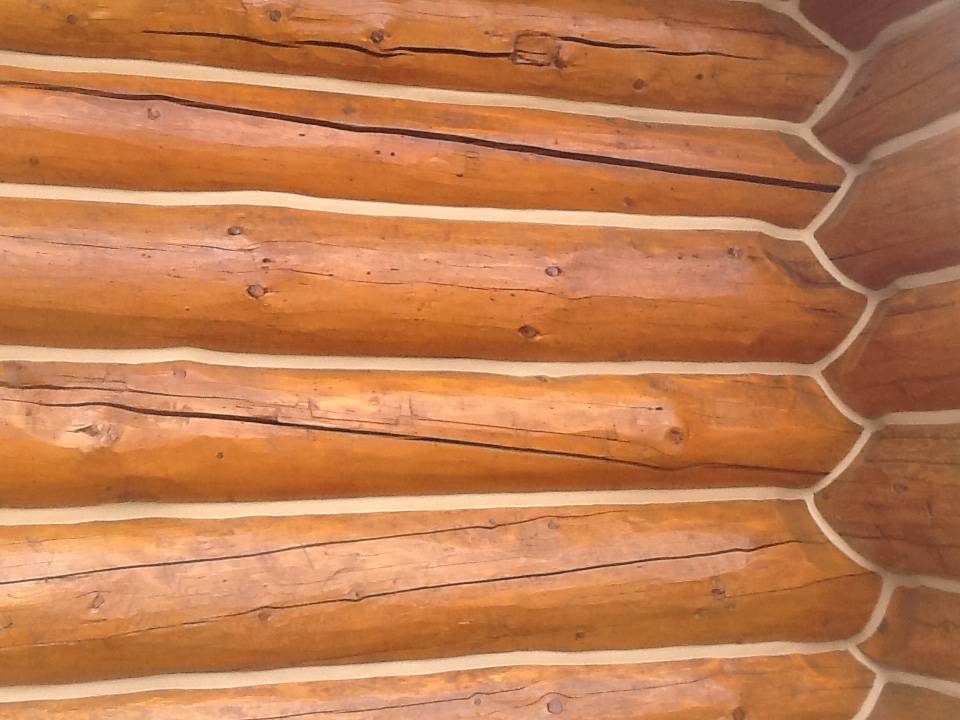 Теплый шов для деревянного дома: утепление и герметизация швов