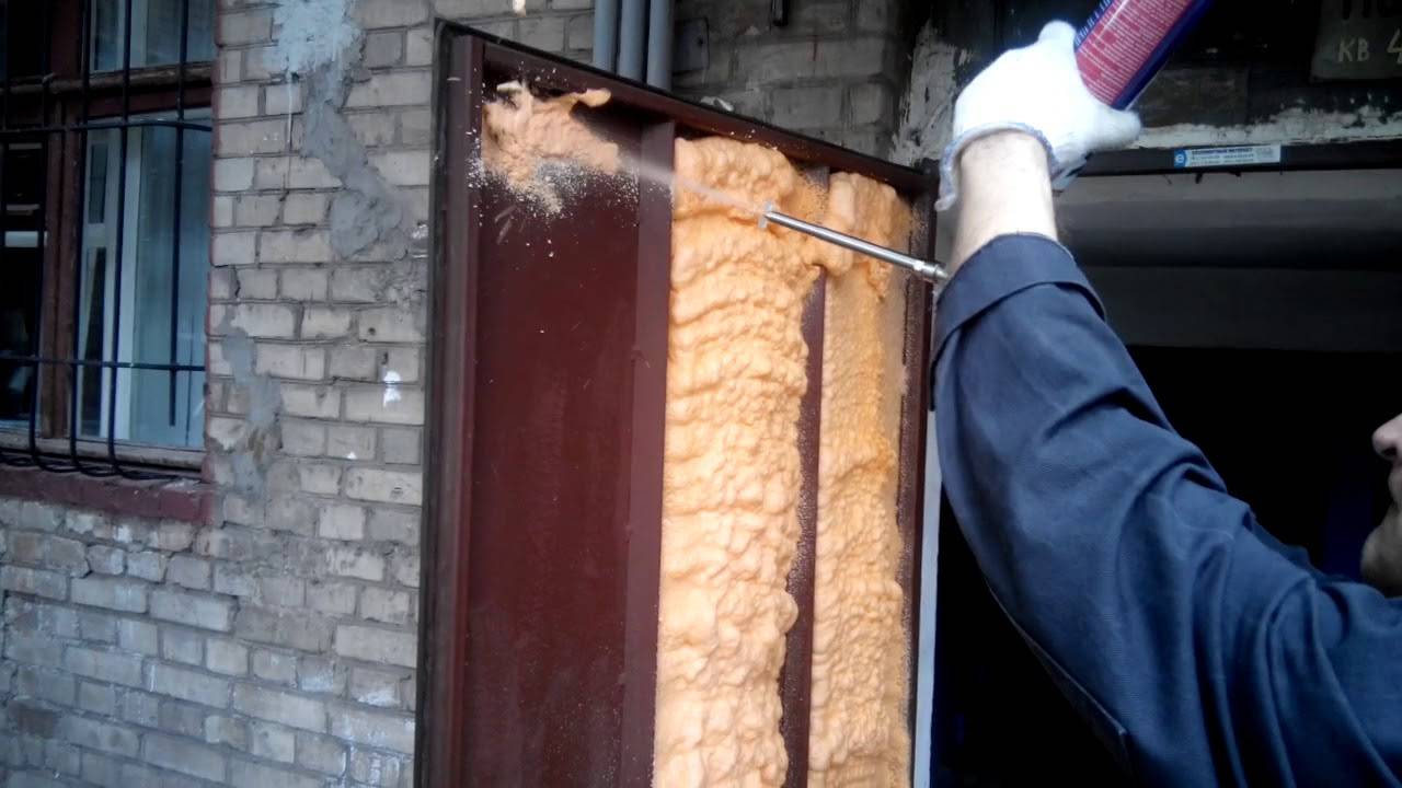 Утепление входных дверей в частном доме своими руками: пошаговая инструкция +видео