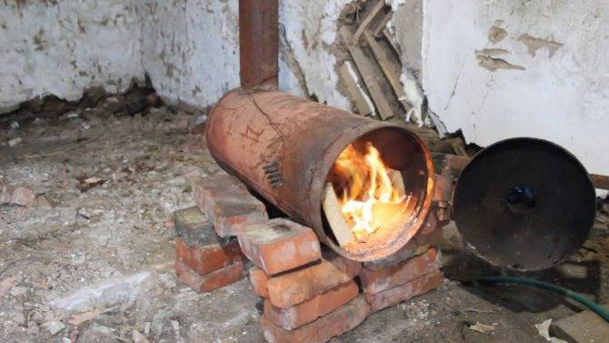 Плюсы и минусы самодельной печи длительного горения на дровах