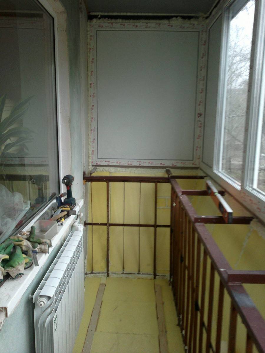 Утепление балкона в панельном доме – с чего начать, остекление, выбор материала