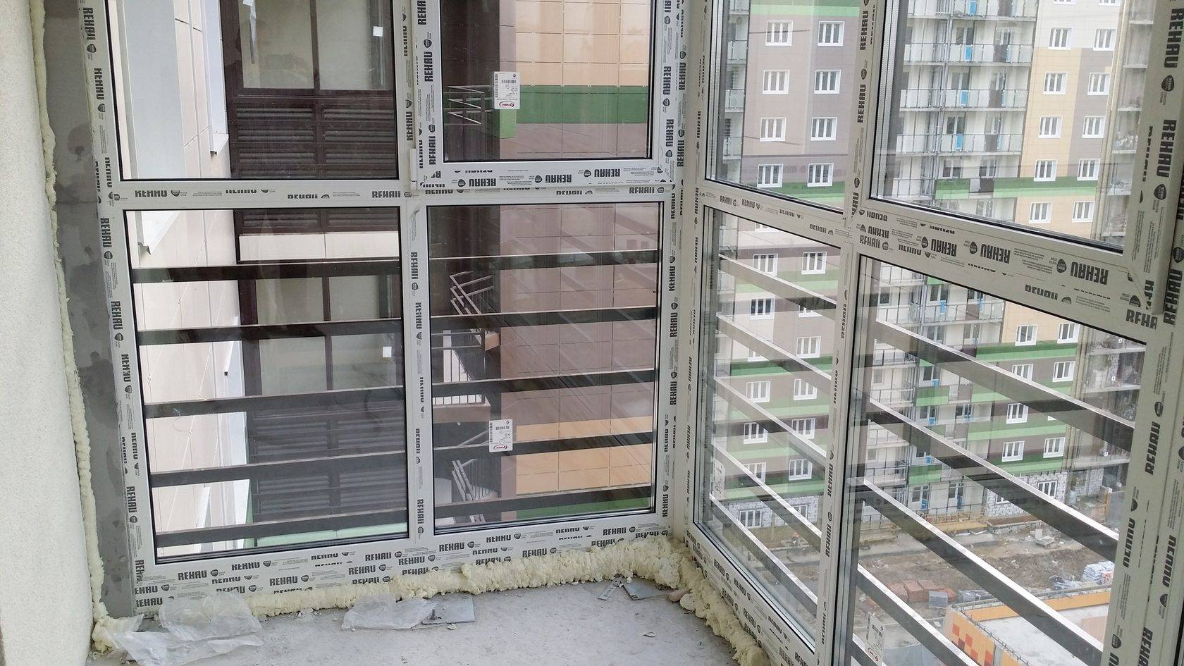 Как правильно утеплить балкон или лоджию с панорамным остеклением