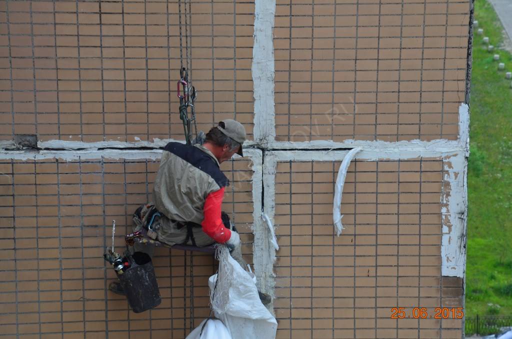 Герметизация стыков наружных стеновых панелей зданий: какие материалы нужно использовать