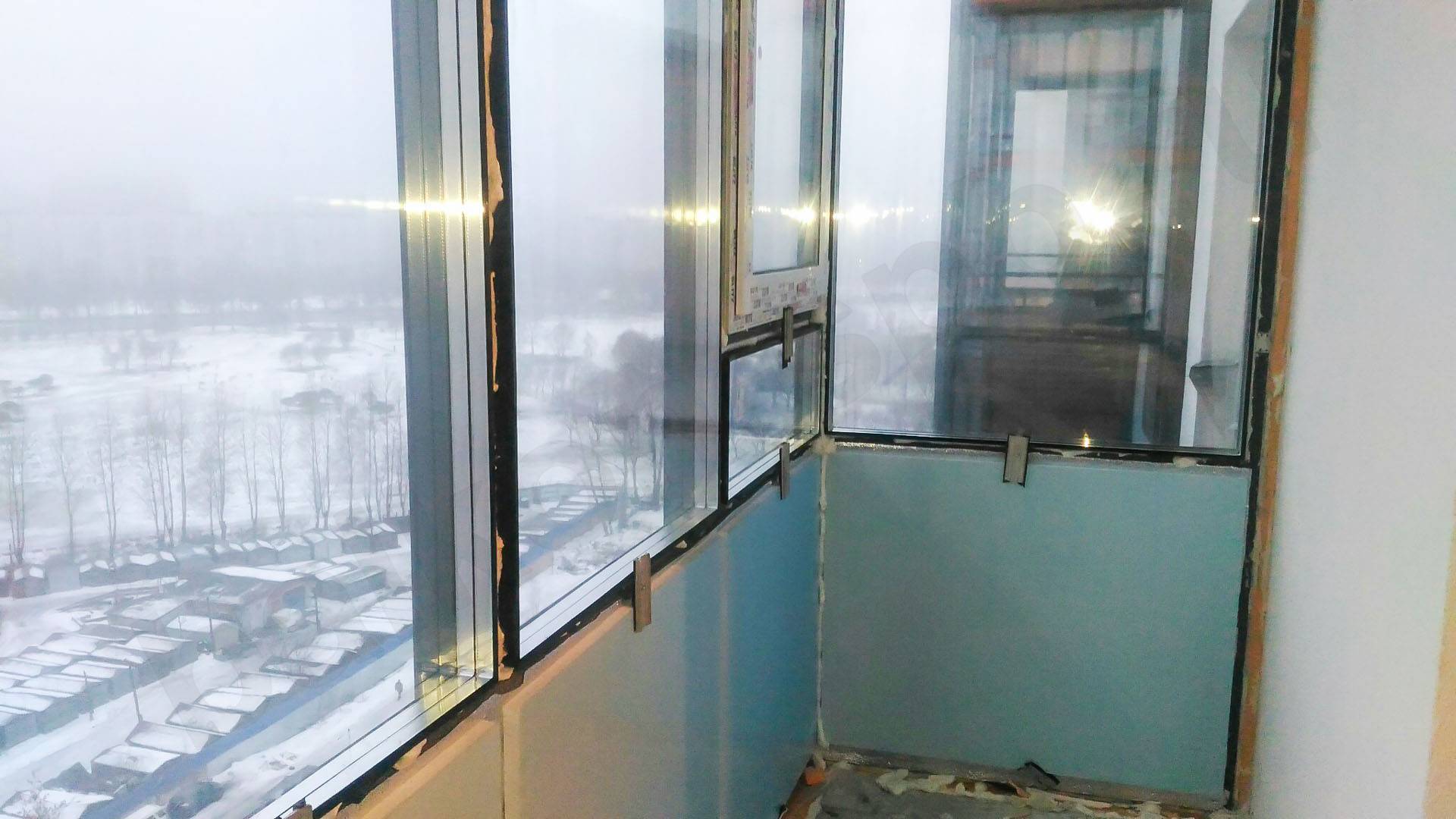 Стоит ли устанавливать холодное остекление на балконе?