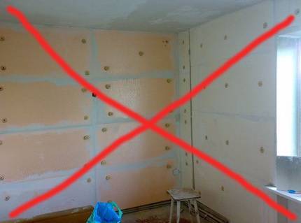 Плесень на стене в квартире: что делать, чтобы вывести грибок