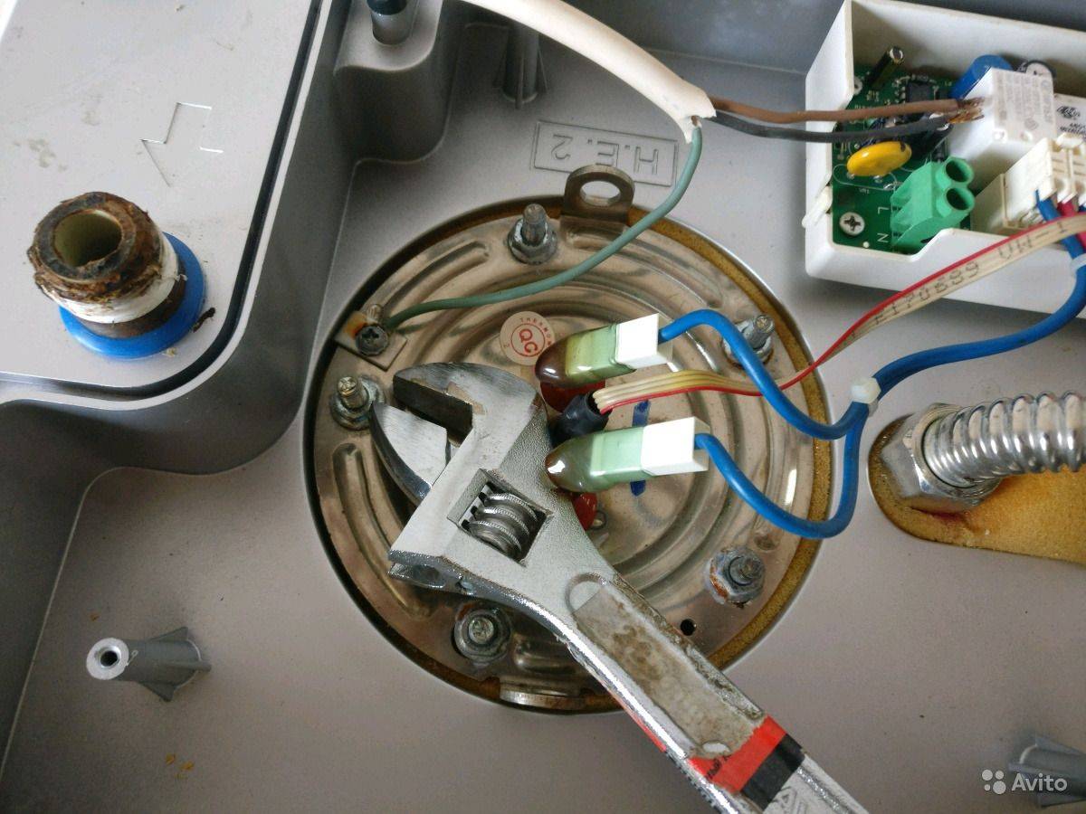Ремонт водонагревателя аристон своими руками: ремонт электрических и газовых водонагревателей аристон