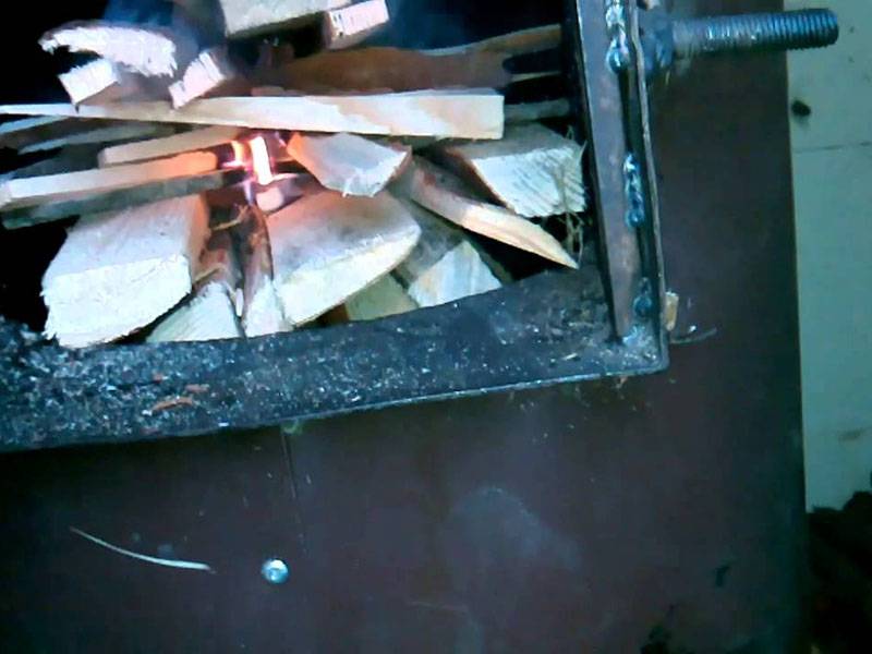 Как правильно топить твердотопливный котел углем: инструкция по растопке