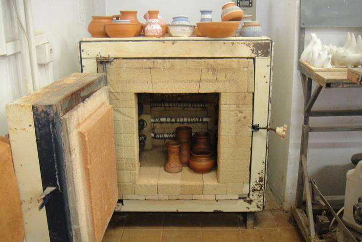 Виды печей для обжига глины и мастер-класс по изготовлению печи своими руками