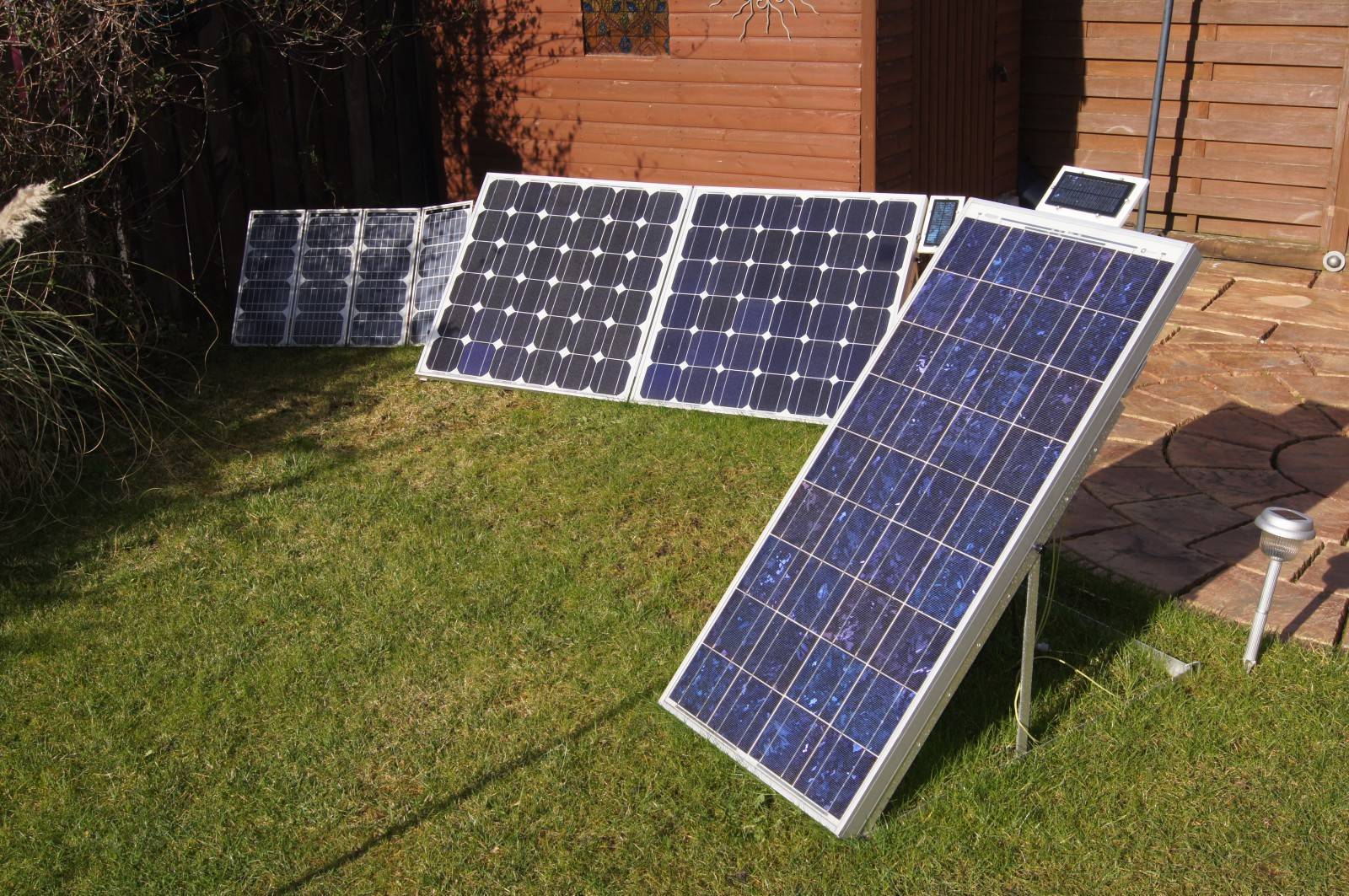 Как рассчитать солнечные батареи и количество солнечных панелей для дома