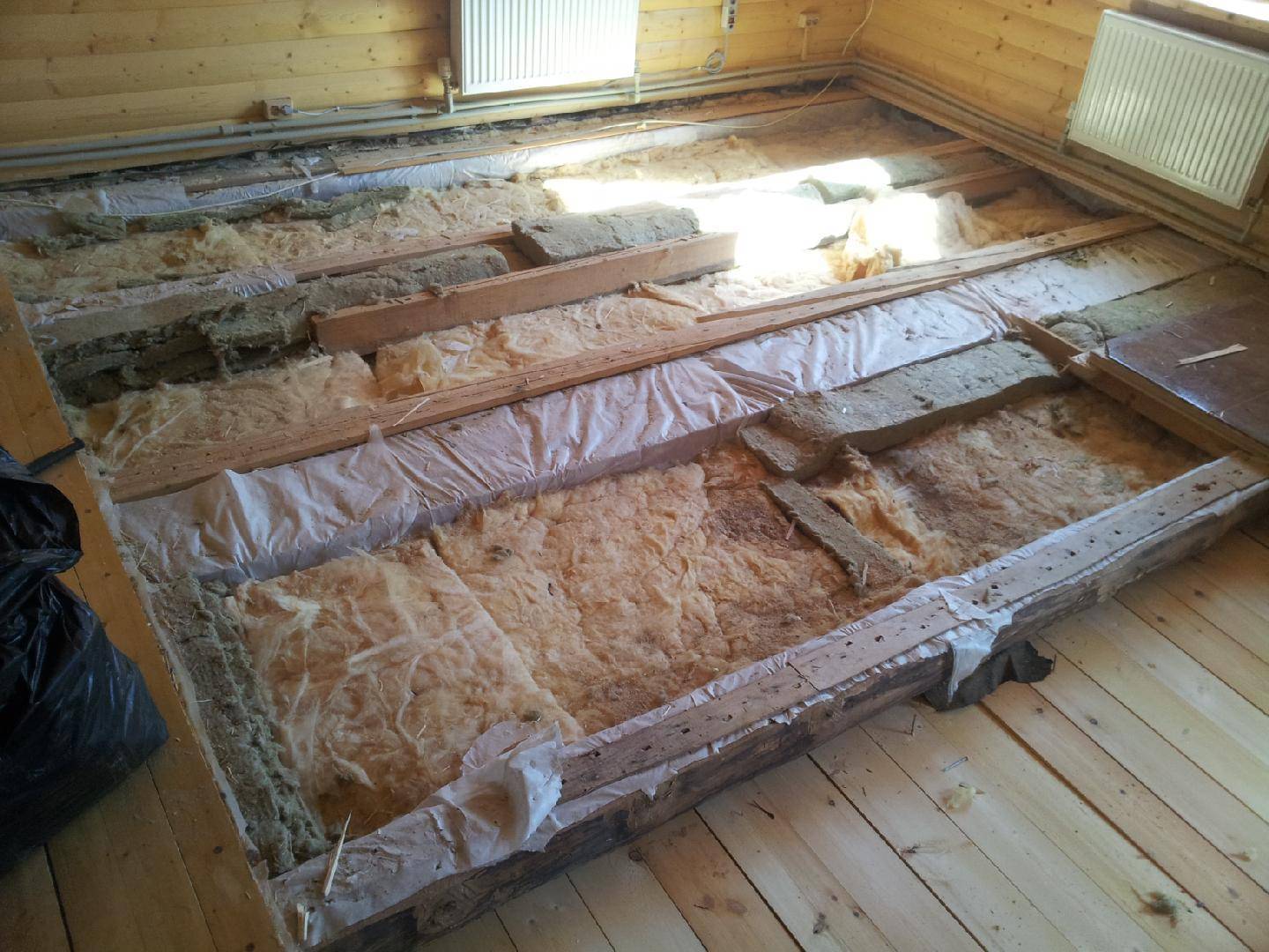Как утеплить пол в частном деревянном доме: способы и материалы