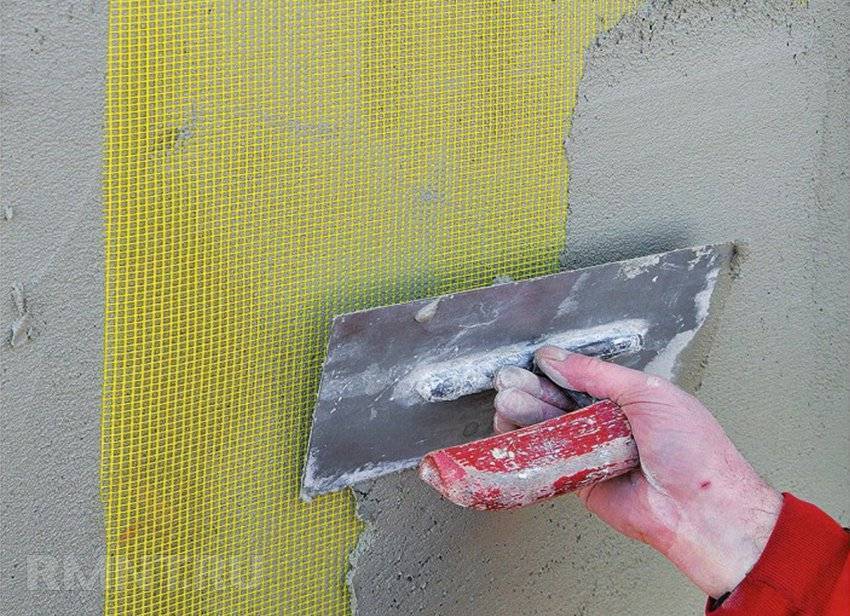 Штукатурка по пеноплексу для фасадов и внутренних стен помещений: как выбрать и нанести клеящую смесь