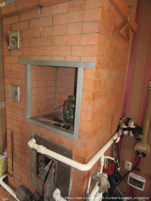 Кирпичная печь с водяным контуром для отопления дома: особенности и разновидности